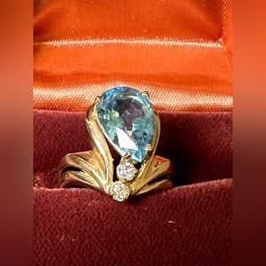 Aquamarine, diamond and 14K gold ring, size 9